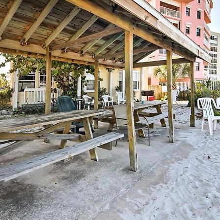 Indian Shores Cottage With Cabana - Steps To Beach! Clearwater Beach Exteriör bild