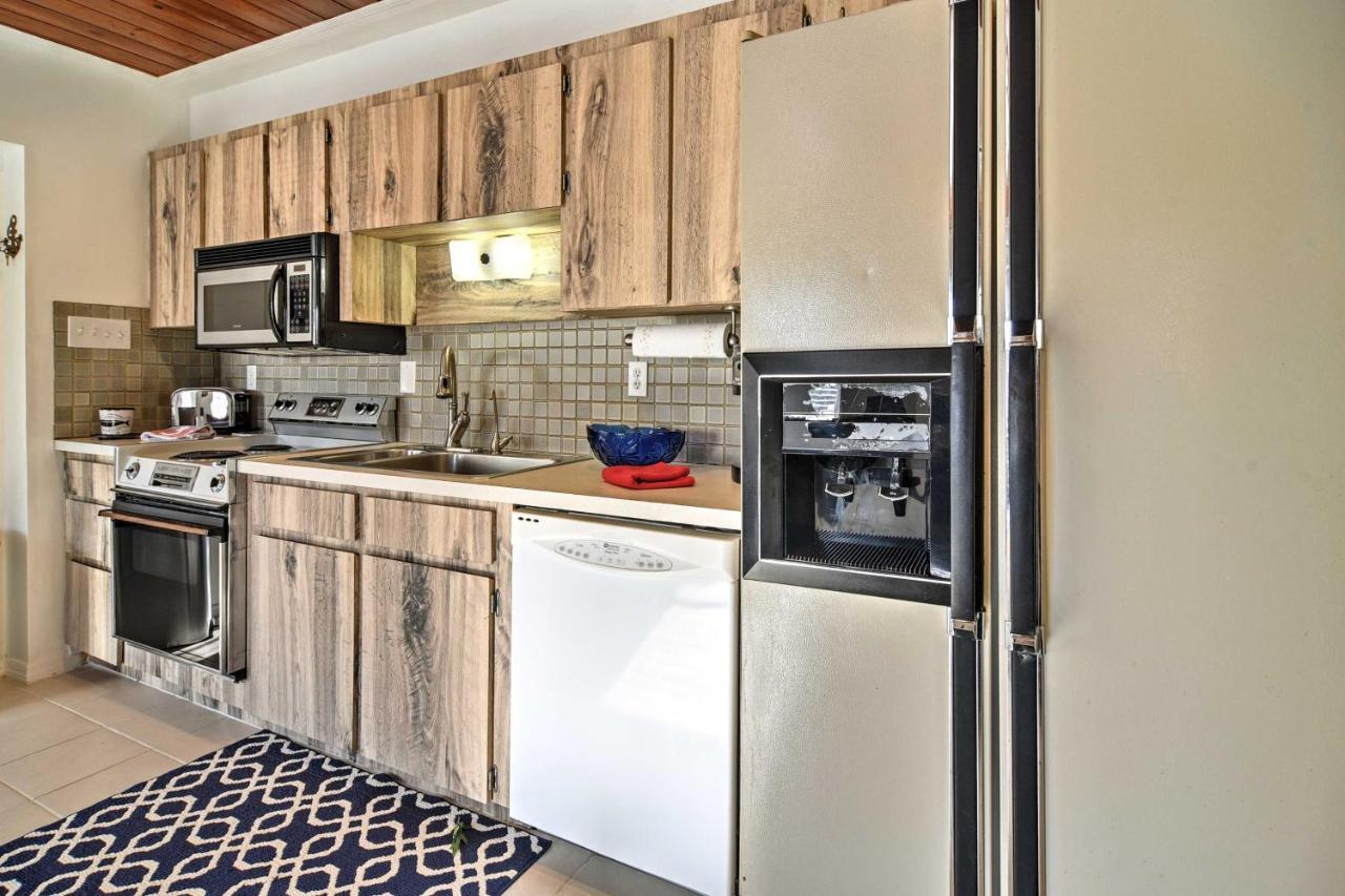Indian Shores Cottage With Cabana - Steps To Beach! Clearwater Beach Exteriör bild