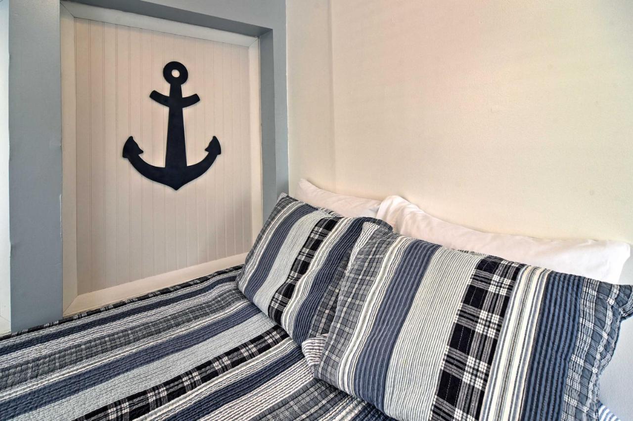 Indian Shores Cottage With Cabana - Steps To Beach! Clearwater Beach Exteriör bild